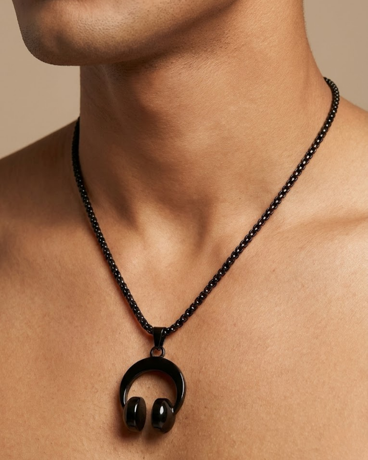 BASS ICON Men’s Headphone Pendant – Black Titanium Steel Music Chain