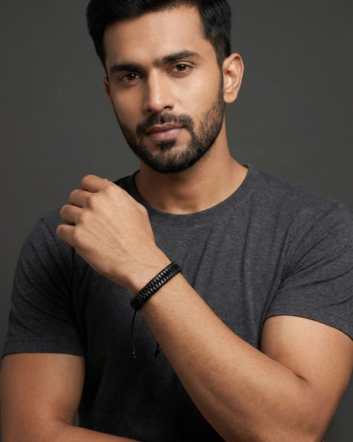 Stealth Weave Adjustable Bracelet for Men – Black Braided Minimal Design