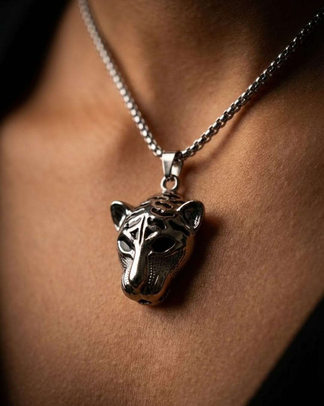 WILD ROAR Tiger Head Pendant – Titanium Steel Men’s Power Necklace